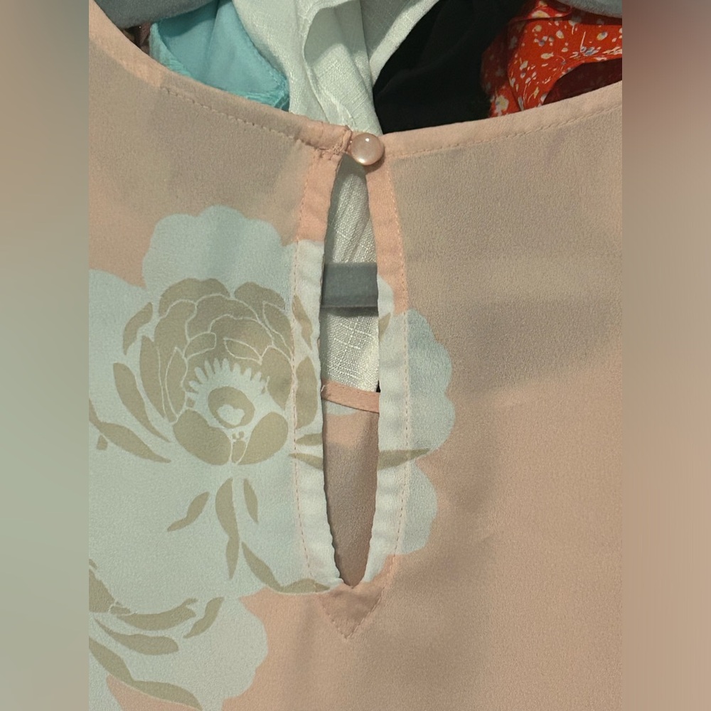 a.n.a Pink Floral Long Sleeve Blouse - Picture 6 of 6